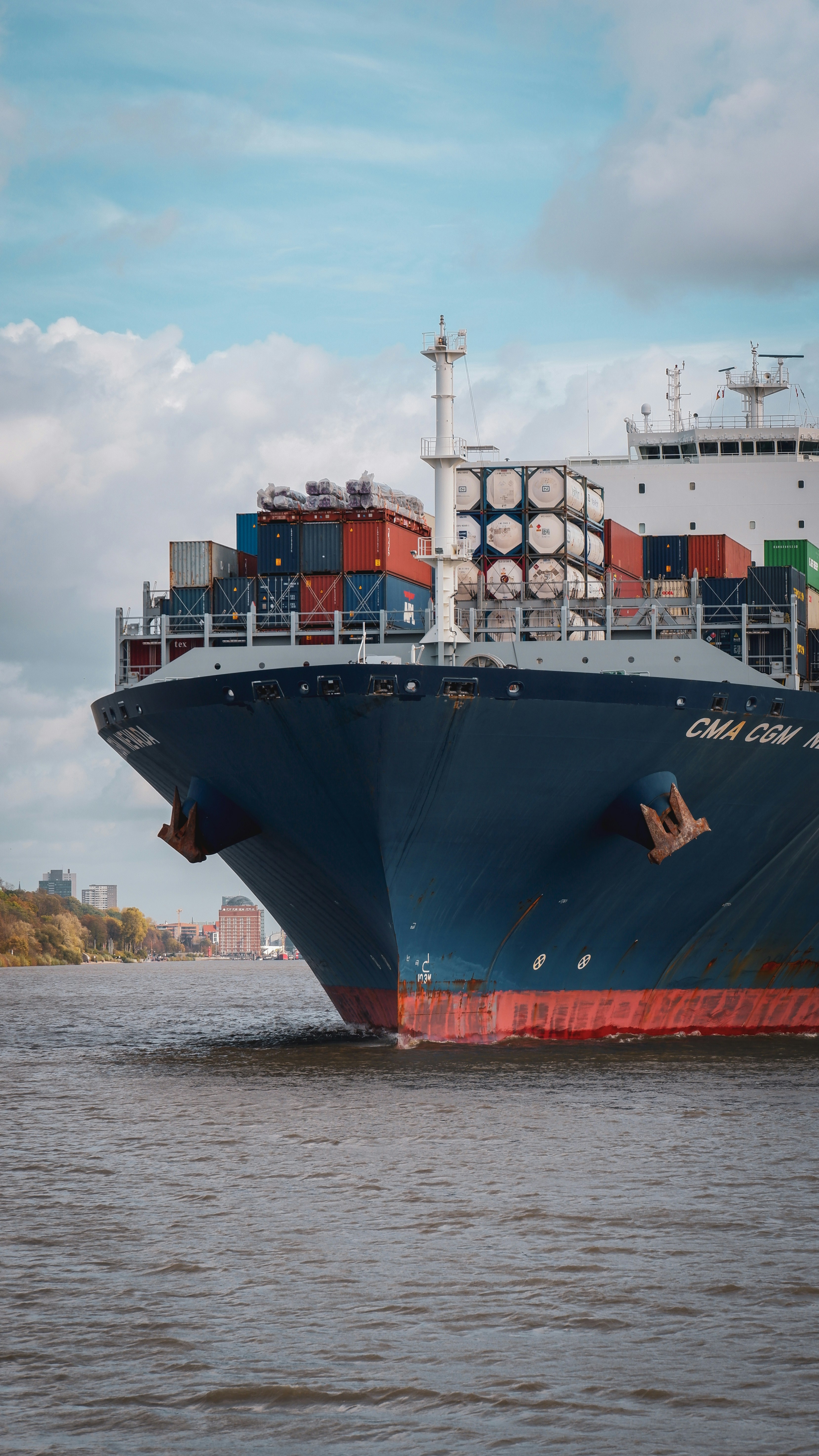 Shipping & Maritime